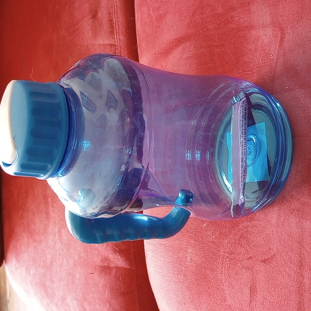 8 in bottle straw cap with handle